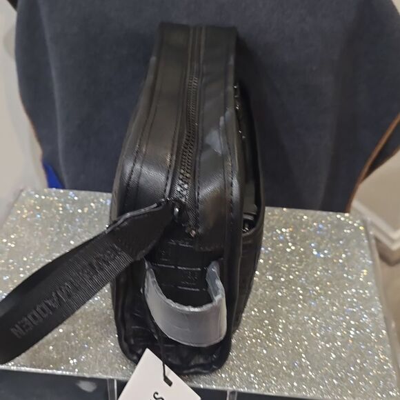 Steve Madden Block Logo Embossed Envelope Pouch- Black - Picture 4 of 8